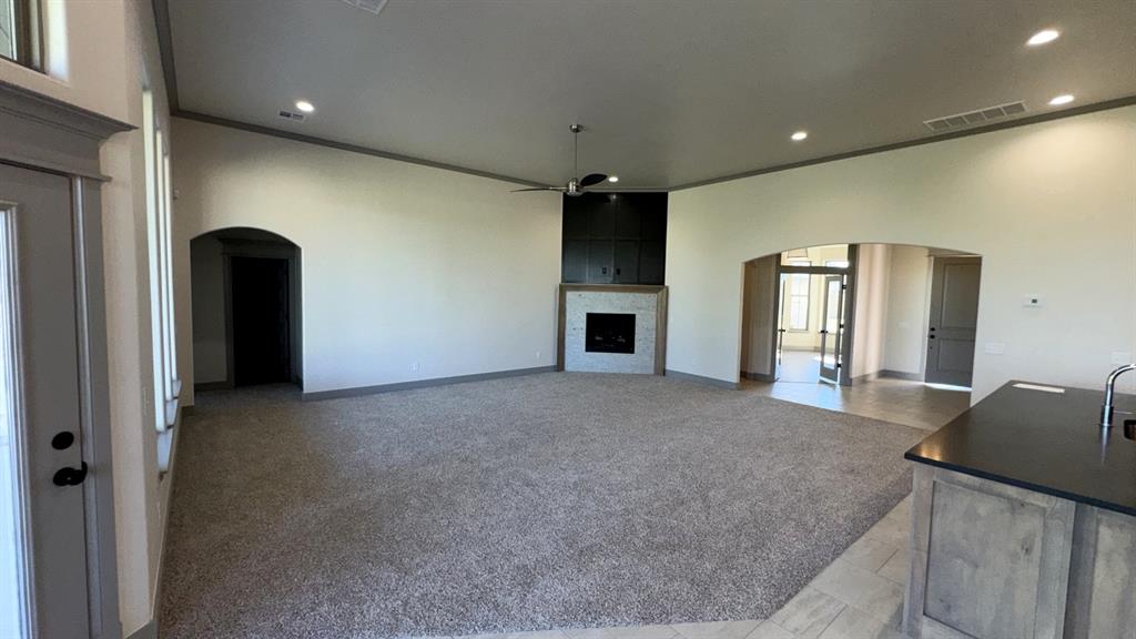 8109 Nw 146th Street Property Photo 7