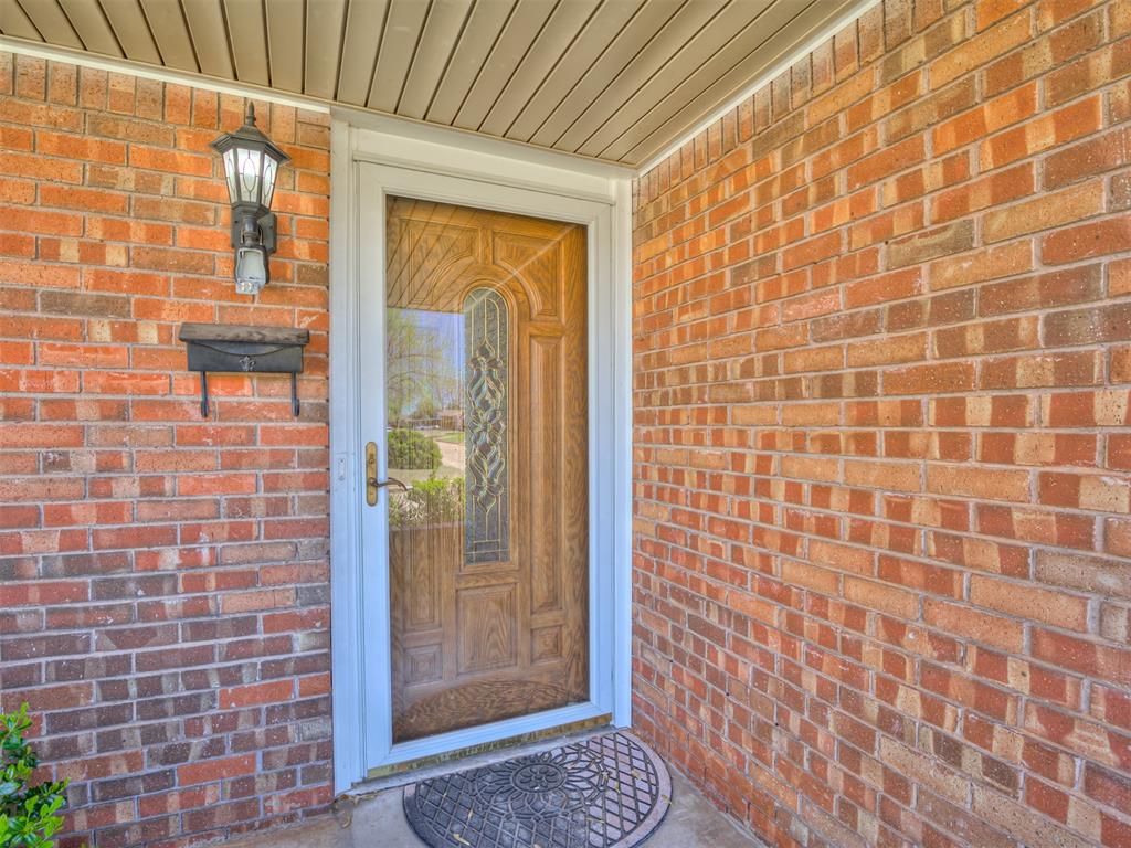 2104 Clary Drive Property Photo 3