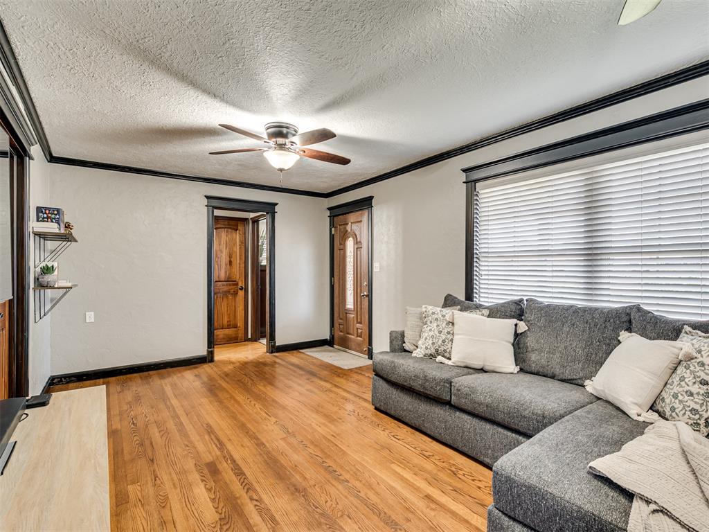 2104 Clary Drive Property Photo 8