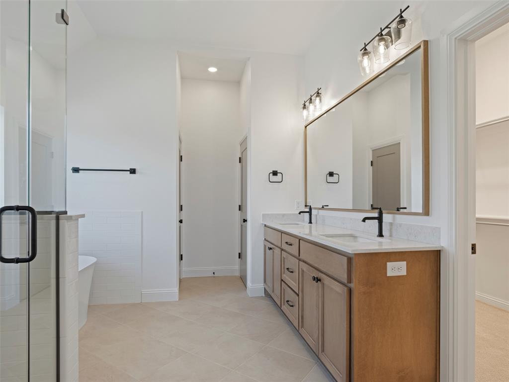 519 Explorer Trail Property Photo 27