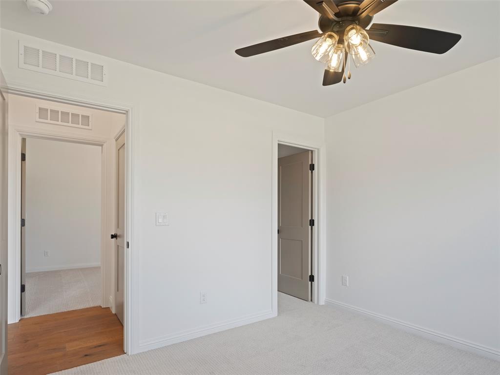 519 Explorer Trail Property Photo 39
