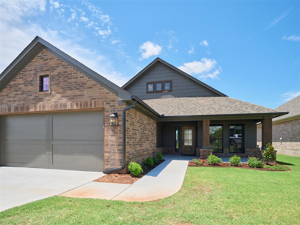 16305 Dakota Drive Property Photo 2