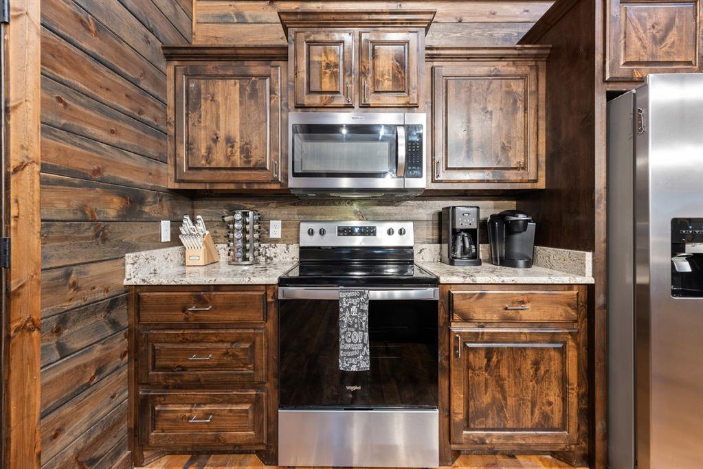 31 Rough Cut Circle Property Photo 14