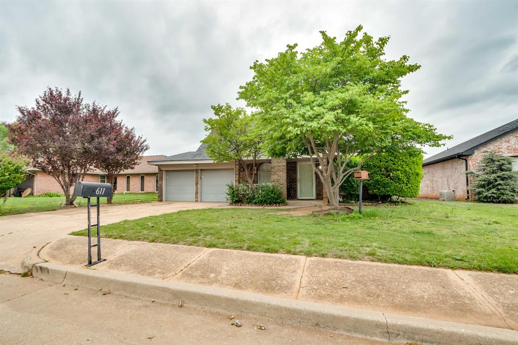 611 Linda Lane Property Photo 12