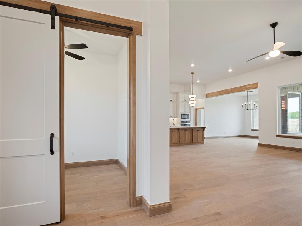 514 Basin Way Property Photo 11