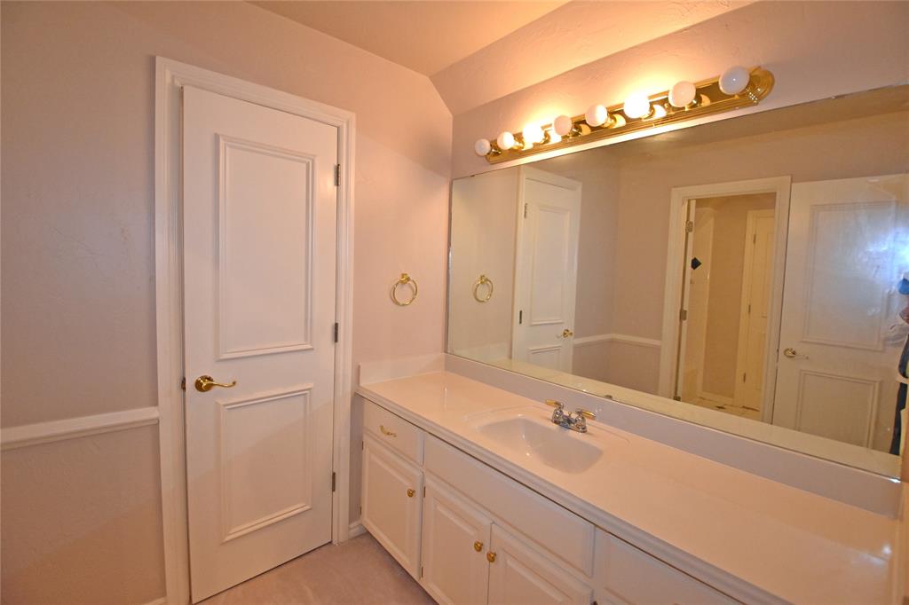 12608 Redstone Court Property Photo 37