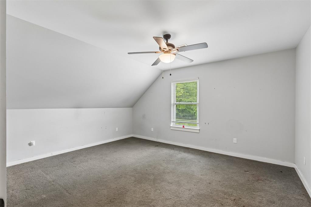 551 W 9th Avenue Property Photo 43
