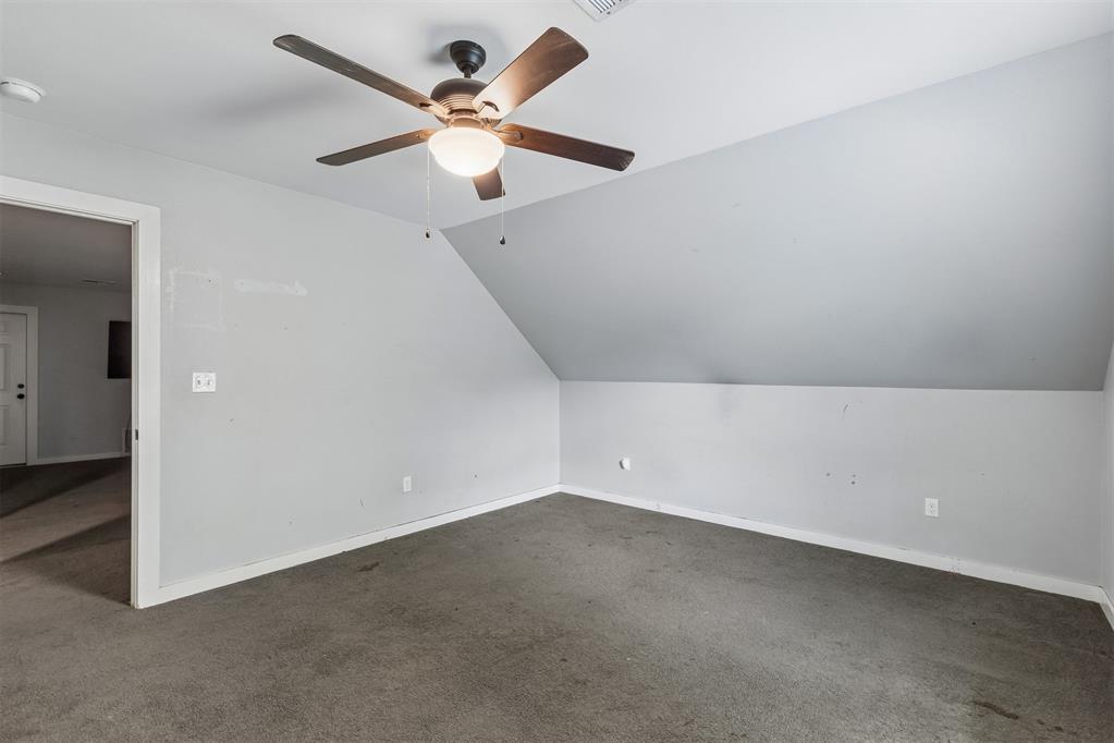 551 W 9th Avenue Property Photo 44