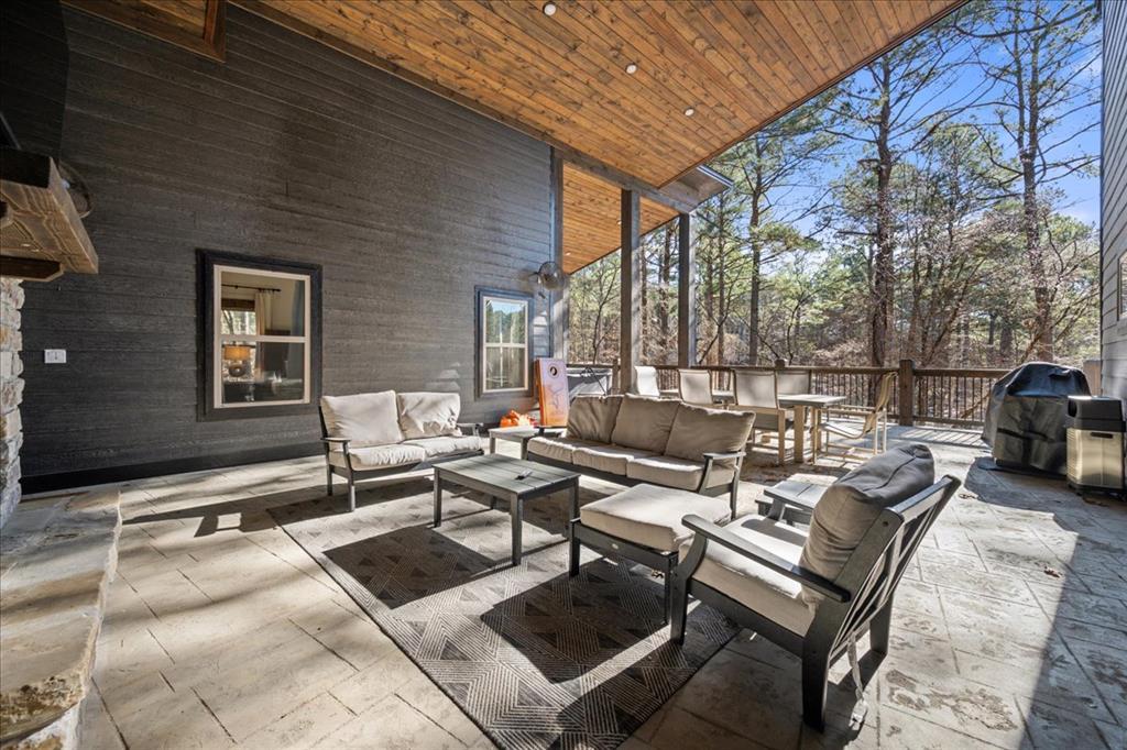 332 Cascading Creek Circle Property Photo 29