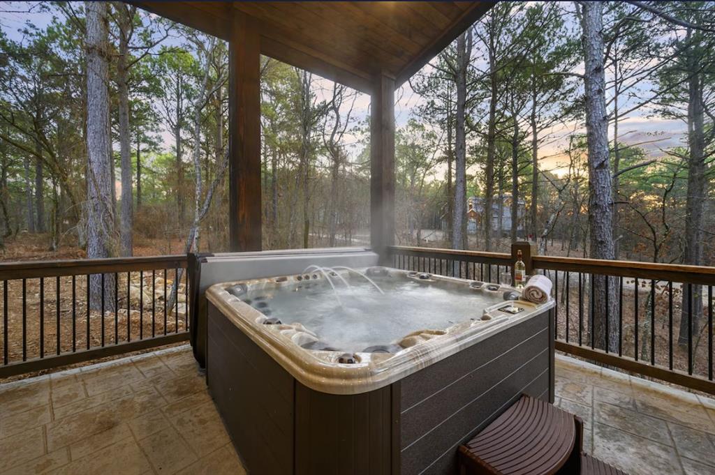 332 Cascading Creek Circle Property Photo 31