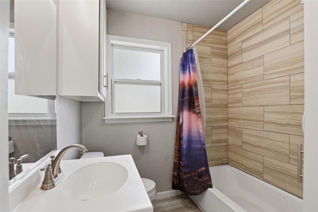 910 Stansell Drive Property Photo 16