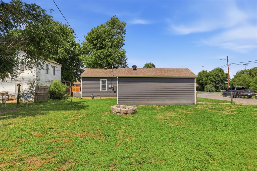 910 Stansell Drive Property Photo 24
