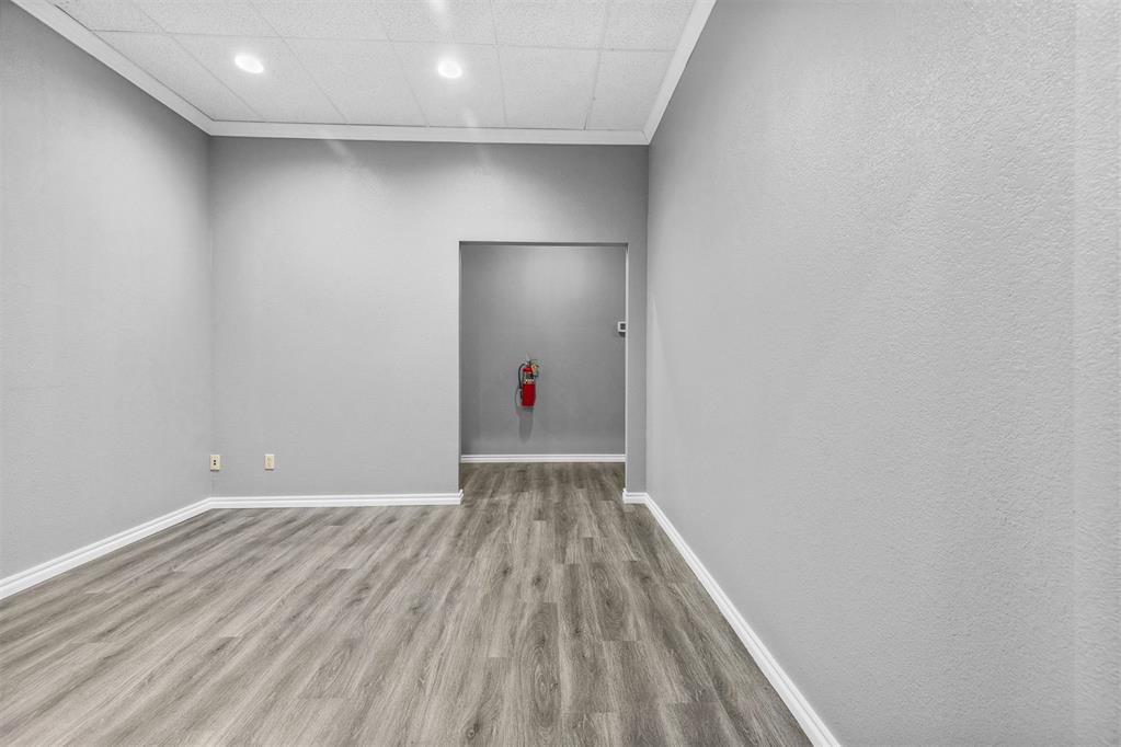 2402 S 29th Street Property Photo 24