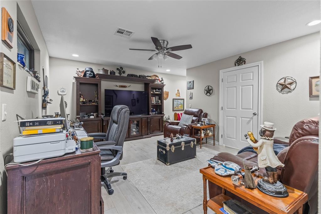416 Fieldcrest Drive Property Photo 35