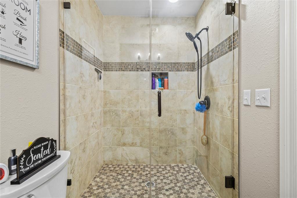416 Fieldcrest Drive Property Photo 39