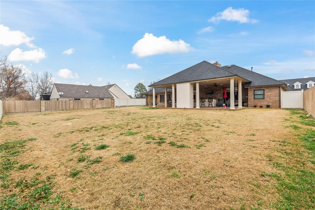 416 Fieldcrest Drive Property Photo 49