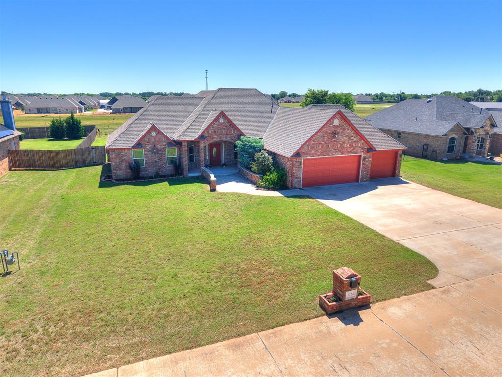 1124 Antler Ridge Property Photo 4