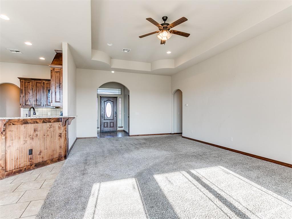 1124 Antler Ridge Property Photo 7