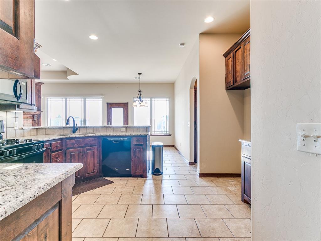 1124 Antler Ridge Property Photo 17