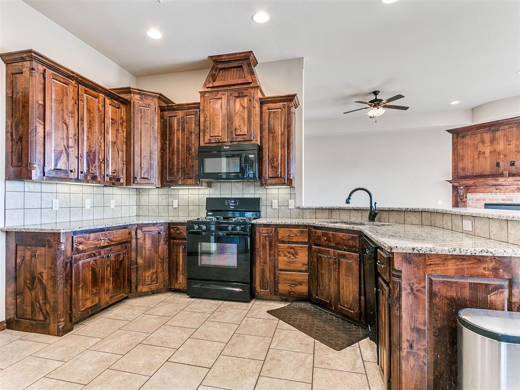 1124 Antler Ridge Property Photo 18