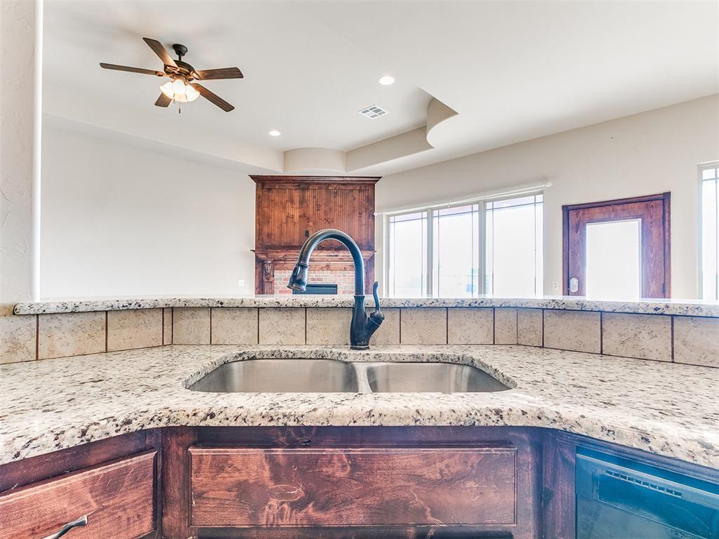 1124 Antler Ridge Property Photo 21