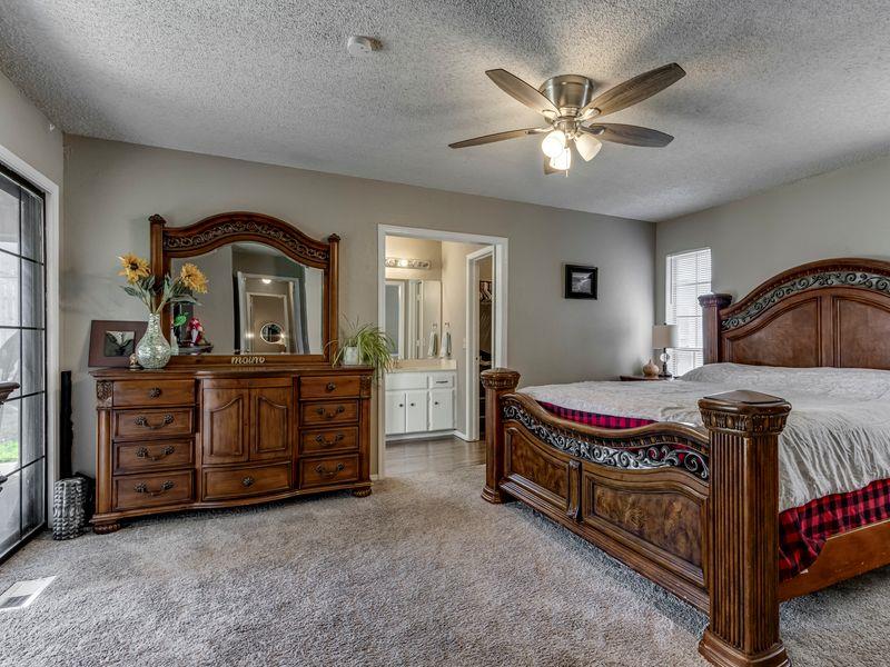 8816 Dena Lane Property Photo 14