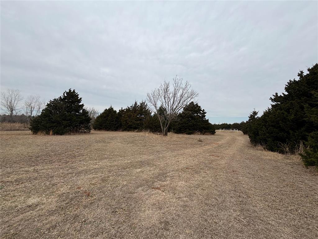 6101 W Camp Drive Property Photo 2