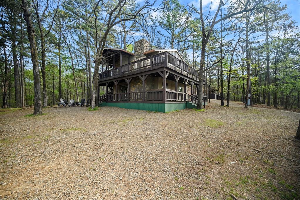 143 Split Shot Circle Property Photo 33