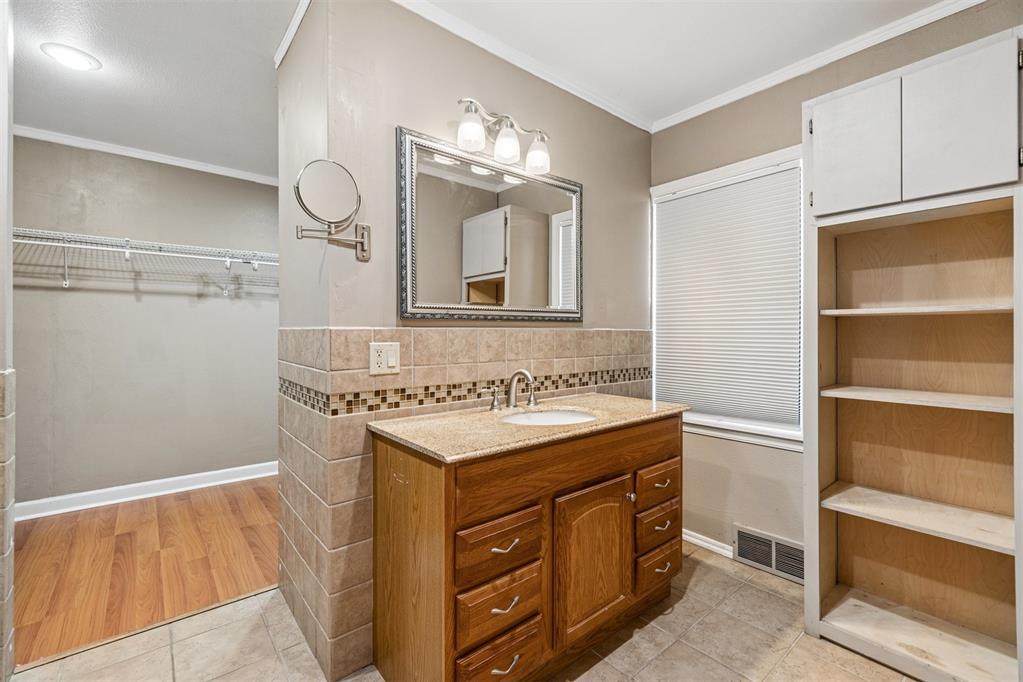 802 S 12th Street Property Photo 27