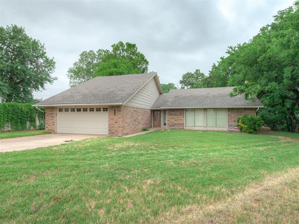 2319 Bent Trail Circle Property Photo 4