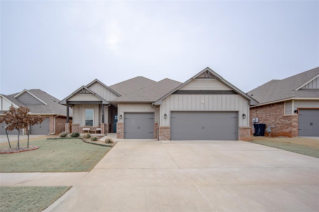 18644 Groveton Boulevard Property Photo 2
