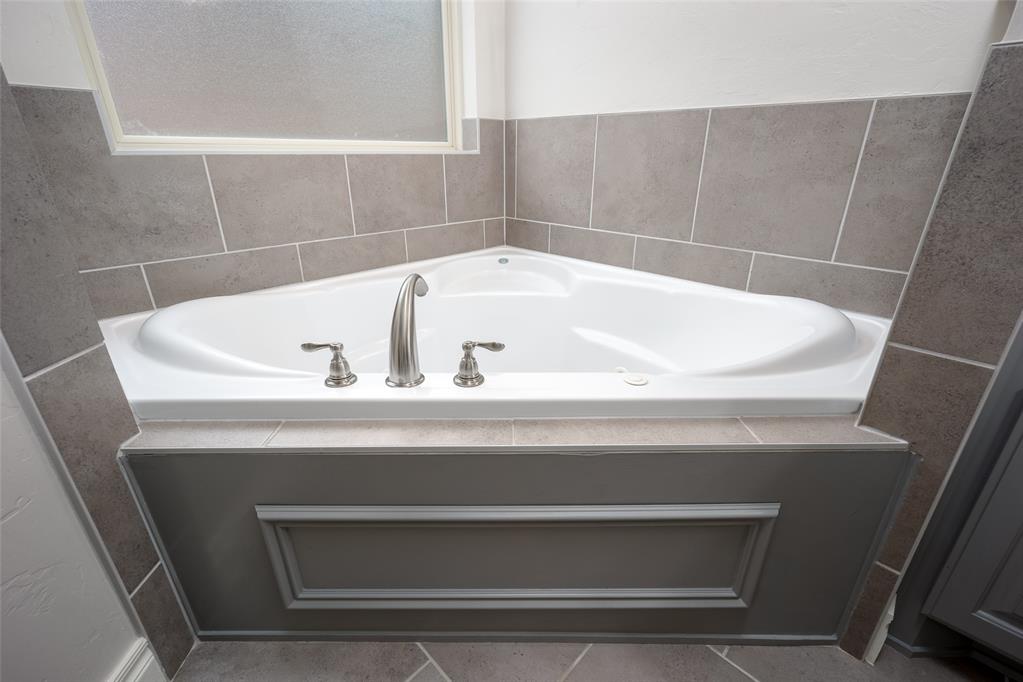 18644 Groveton Boulevard Property Photo 22