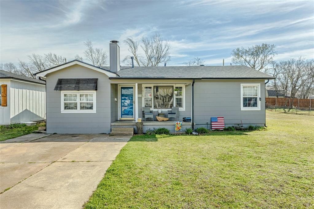 1815 N Bell Avenue Property Photo 2