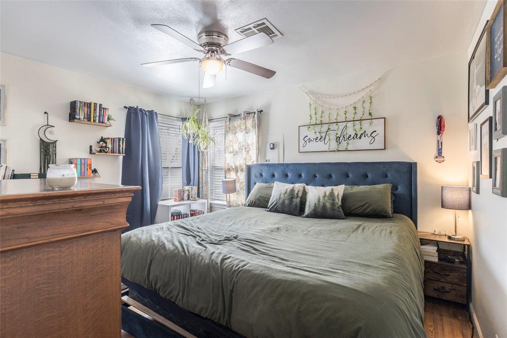 1815 N Bell Avenue Property Photo 10