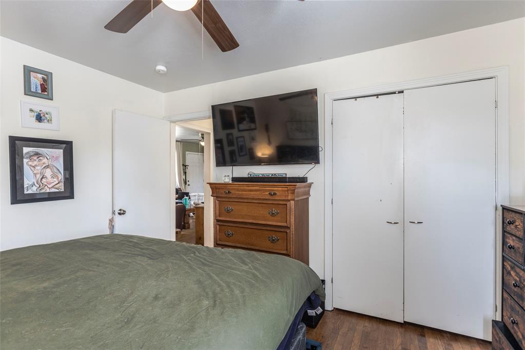 1815 N Bell Avenue Property Photo 11
