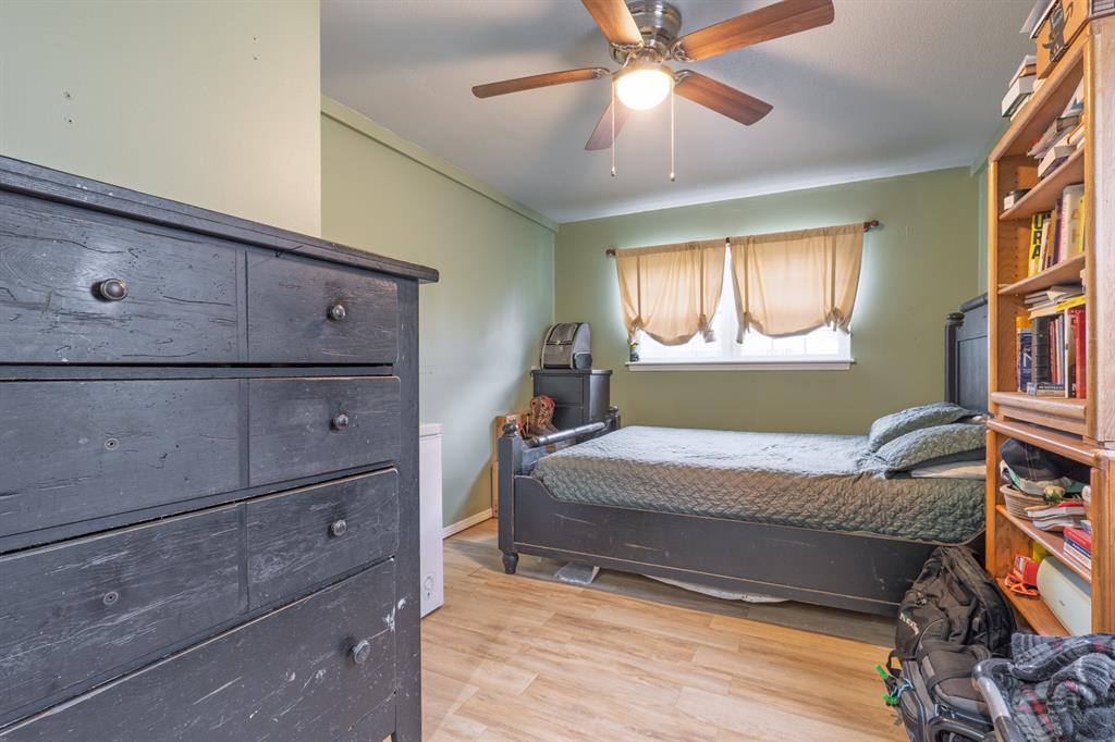 1815 N Bell Avenue Property Photo 14