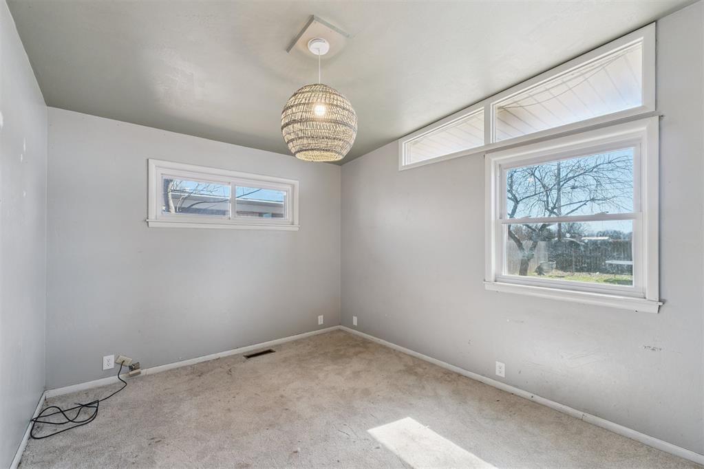 307 Fairview Avenue Property Photo 33