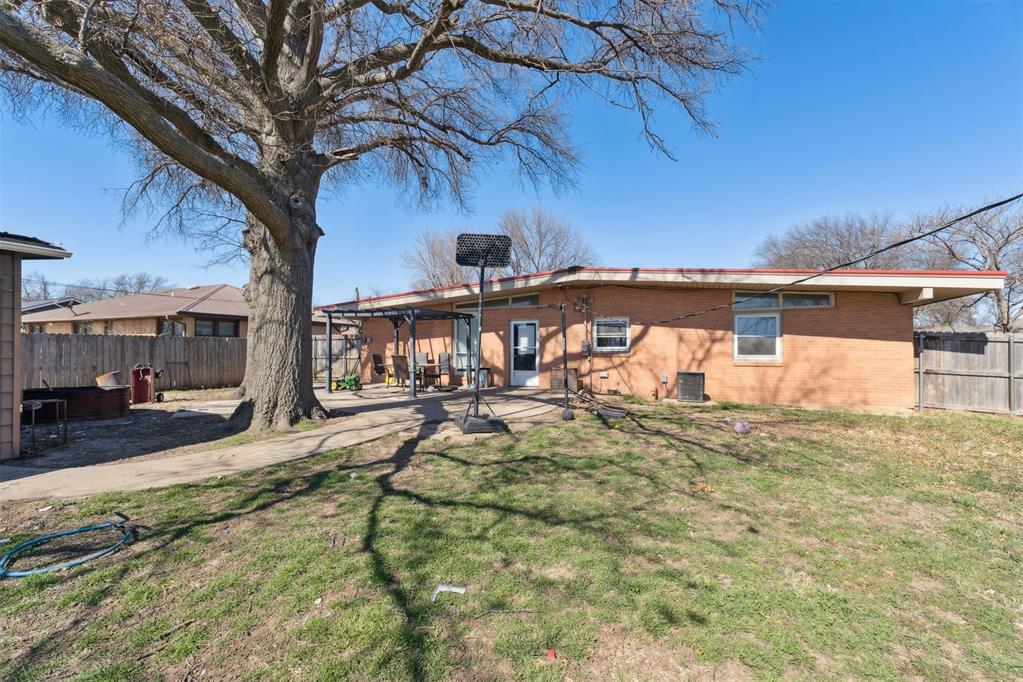 307 Fairview Avenue Property Photo 35