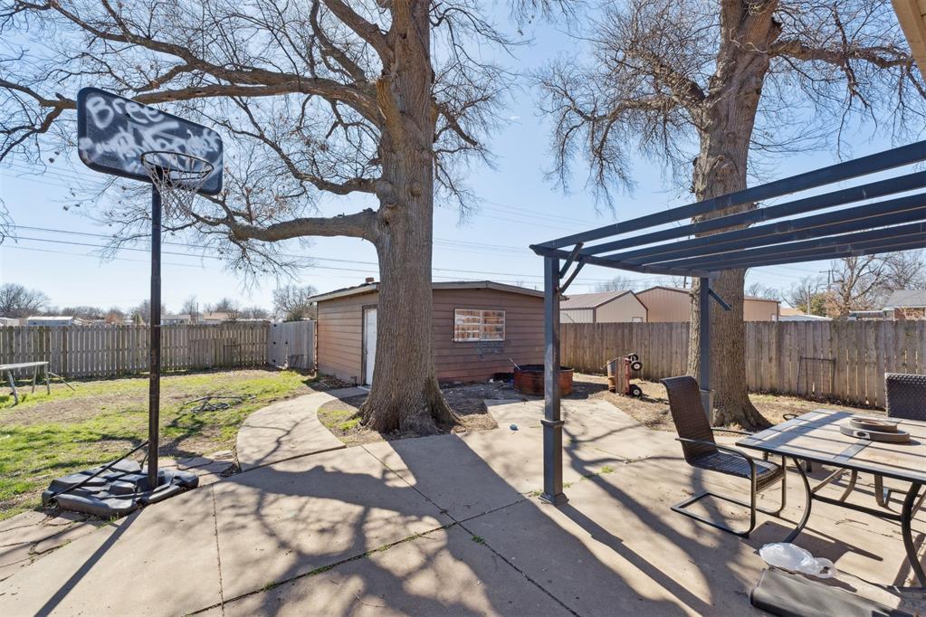 307 Fairview Avenue Property Photo 37