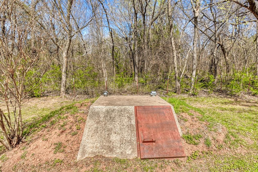 1609 E Post Oak Road Property Photo 38