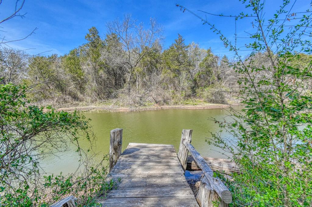 1609 E Post Oak Road Property Photo 40