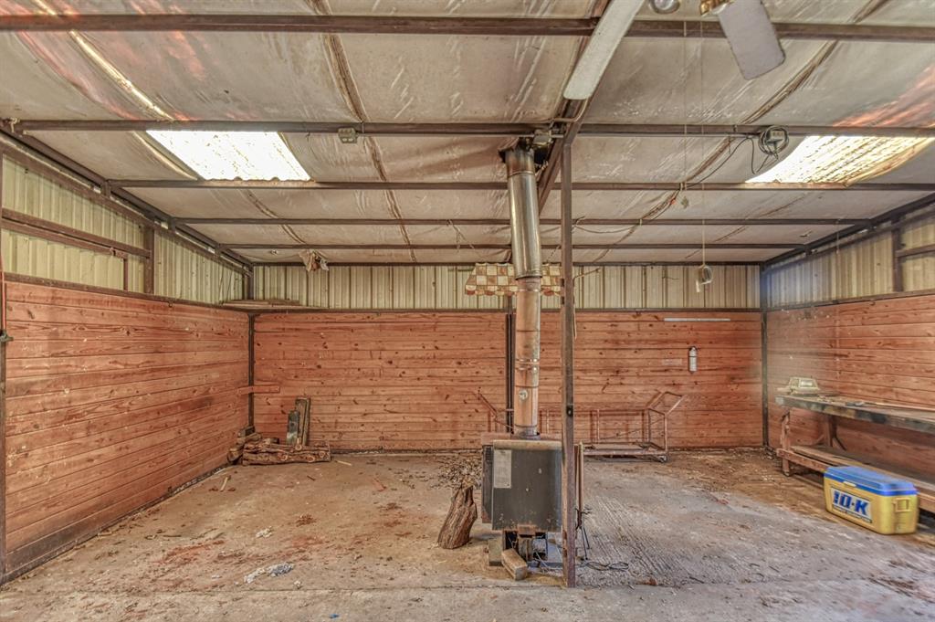 1609 E Post Oak Road Property Photo 46