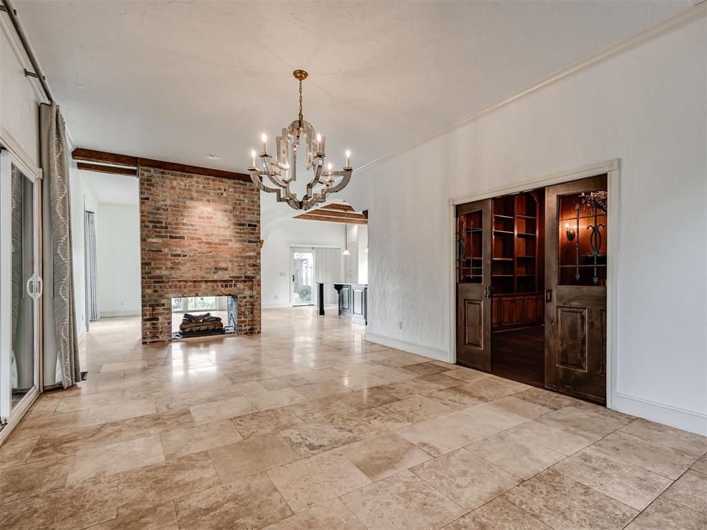 4212 Water Front Circle Property Photo 7