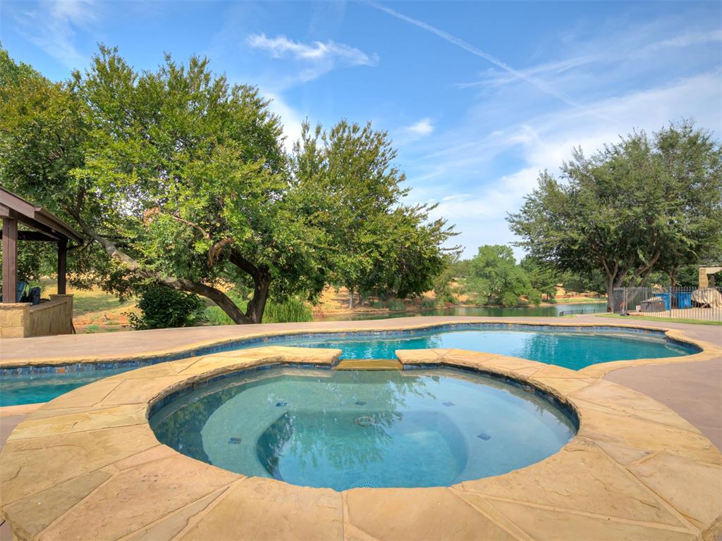 4212 Water Front Circle Property Photo 30