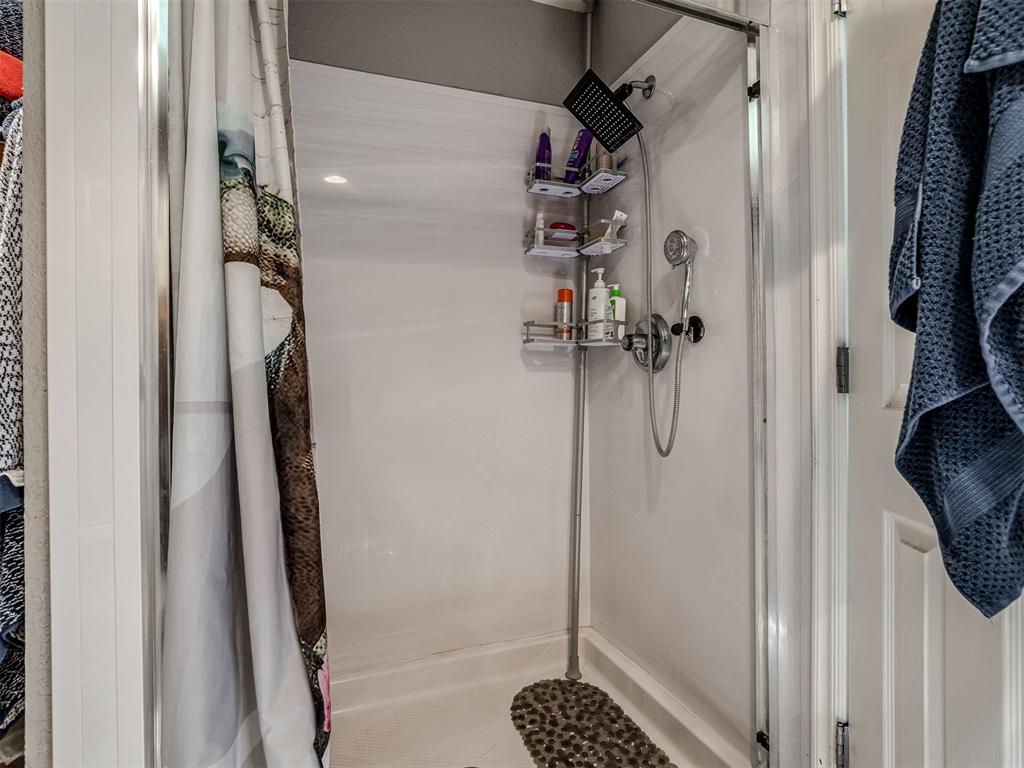 7671 Allspice Run Property Photo 23