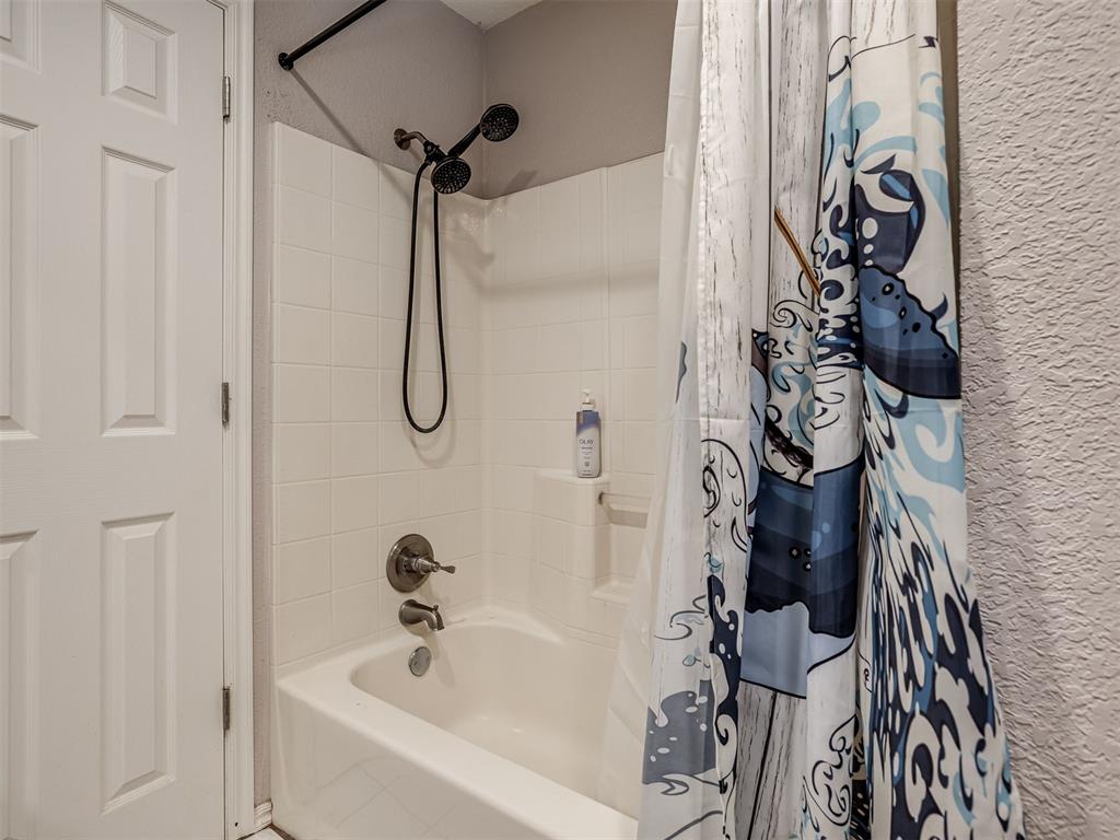 7671 Allspice Run Property Photo 29