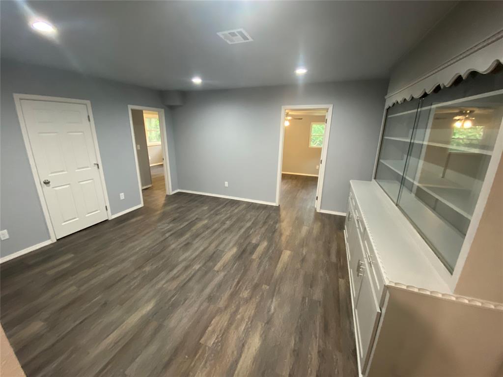 1201 Timmons Street Property Photo 10