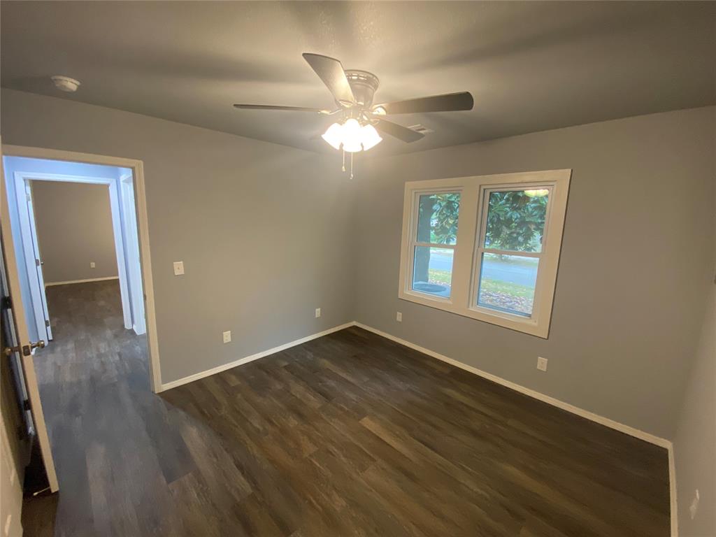 1201 Timmons Street Property Photo 20