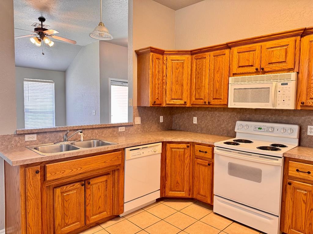 2201 Nw 155th Street Property Photo 5