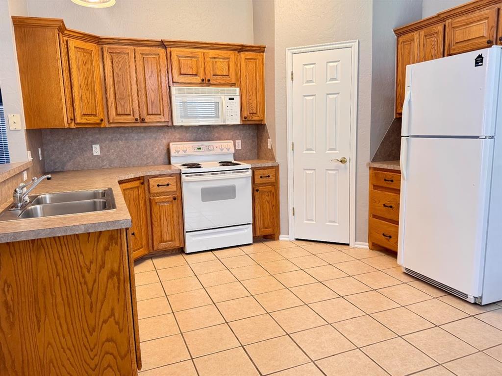 2201 Nw 155th Street Property Photo 8